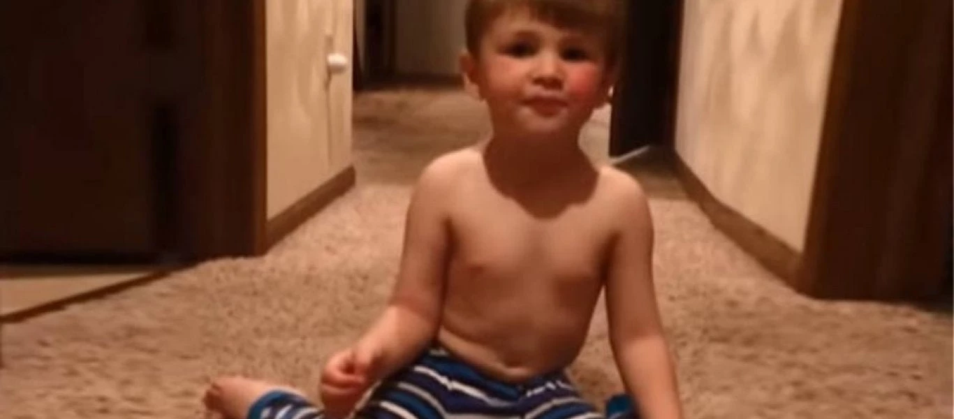 Σπάνια ασθένεια: Το αγόρι που μπορεί κυριολεκτικά να πεθάνει από το φόβο του! (βίντεο)